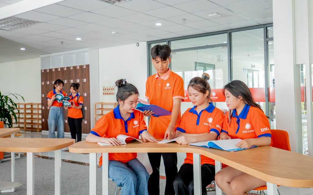 Giới thiệu 4